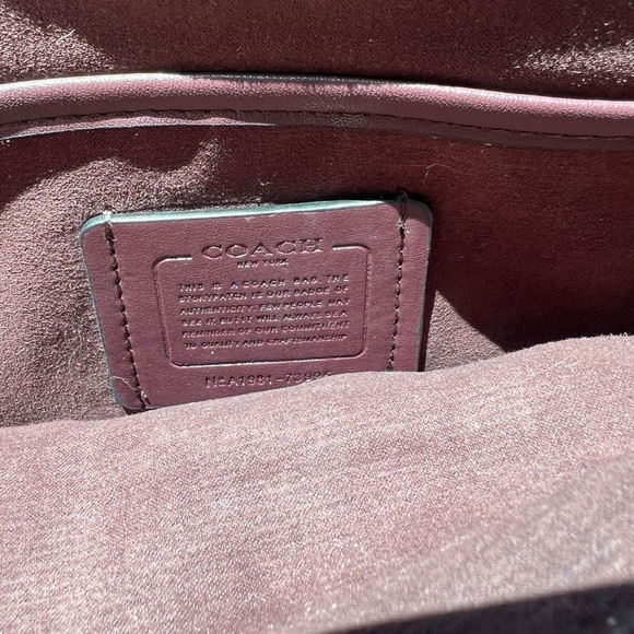 Black Leather Coach Tabby Shoulder Bag 26 - Picture 6 of 10